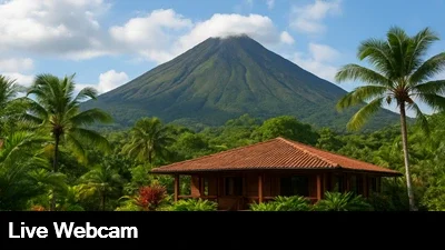 Beautiful view of Costa Rica's Arenal Volcano and the surrounding lush green jungle.