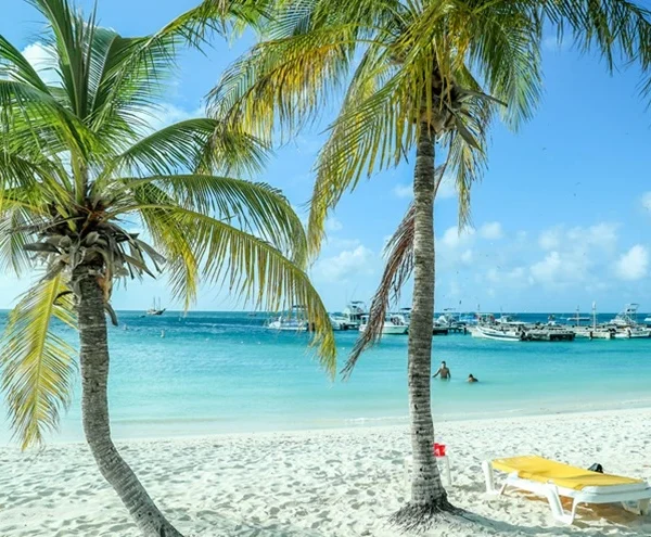 A beautiful day on an uncrowded beach in Aruba