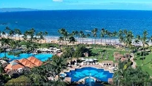 Live view of the resort and beach at the Grand Wailea Resort and Spa