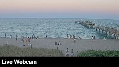 Live HD view looking out over the beach and Anglin's Pier.