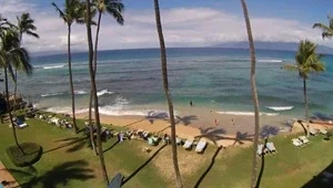 Live view of the beach and surf from the lanai of the Maui Sea Shell condos