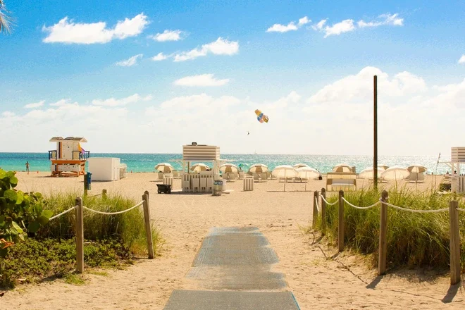Watch live from the beautiful beaches of Miami