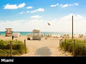 Sandy entrance to one of Miami's popular beaches.