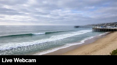 Live, close up view of the surf and weather conditions in Pacific Beach California.